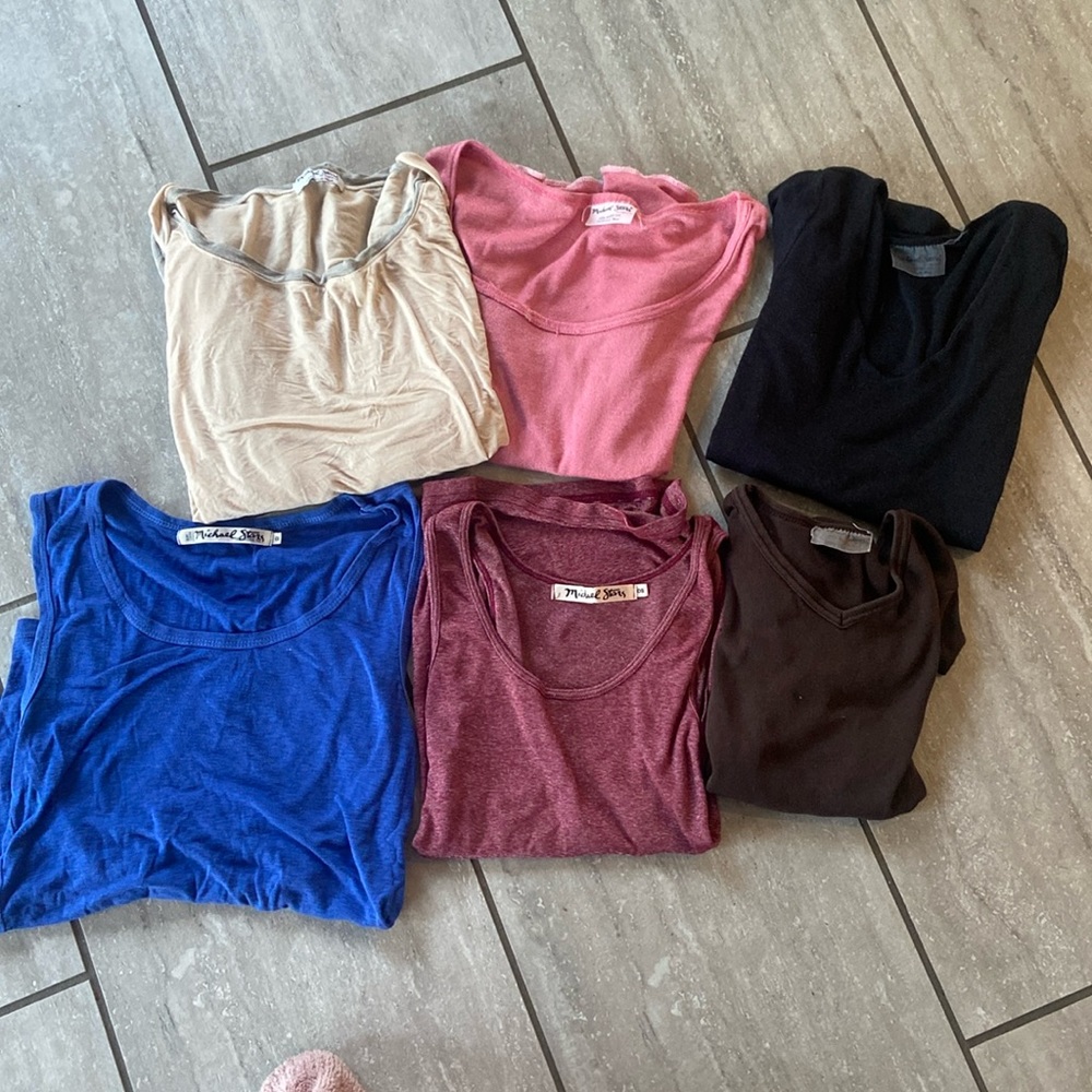 Bundle of 4 Michael Stars tops